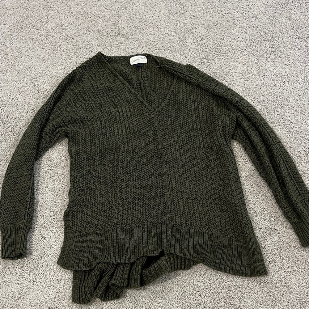 Universal Thread V-Neck Sweater - Olive
